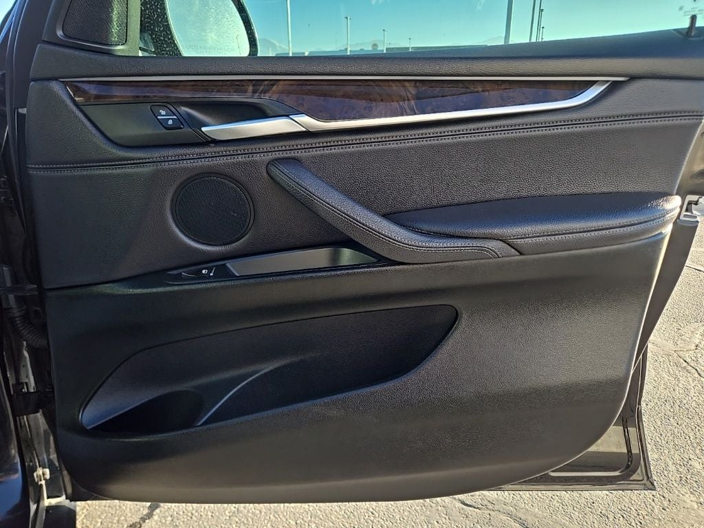 2018 BMW X5 xDrive35i + Heated Front Seats & Steering Wheel