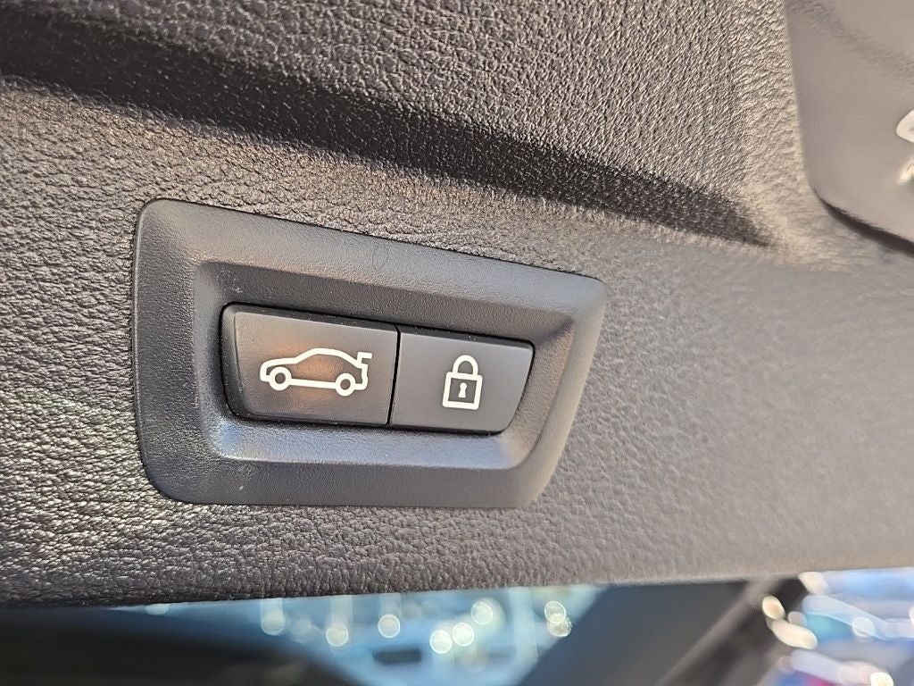 2018 BMW X5 xDrive35i + Heated Front Seats & Steering Wheel