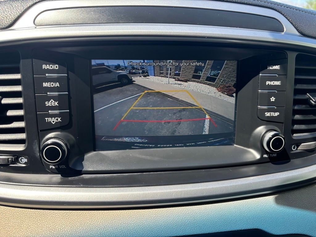 2020 Kia Sorento S