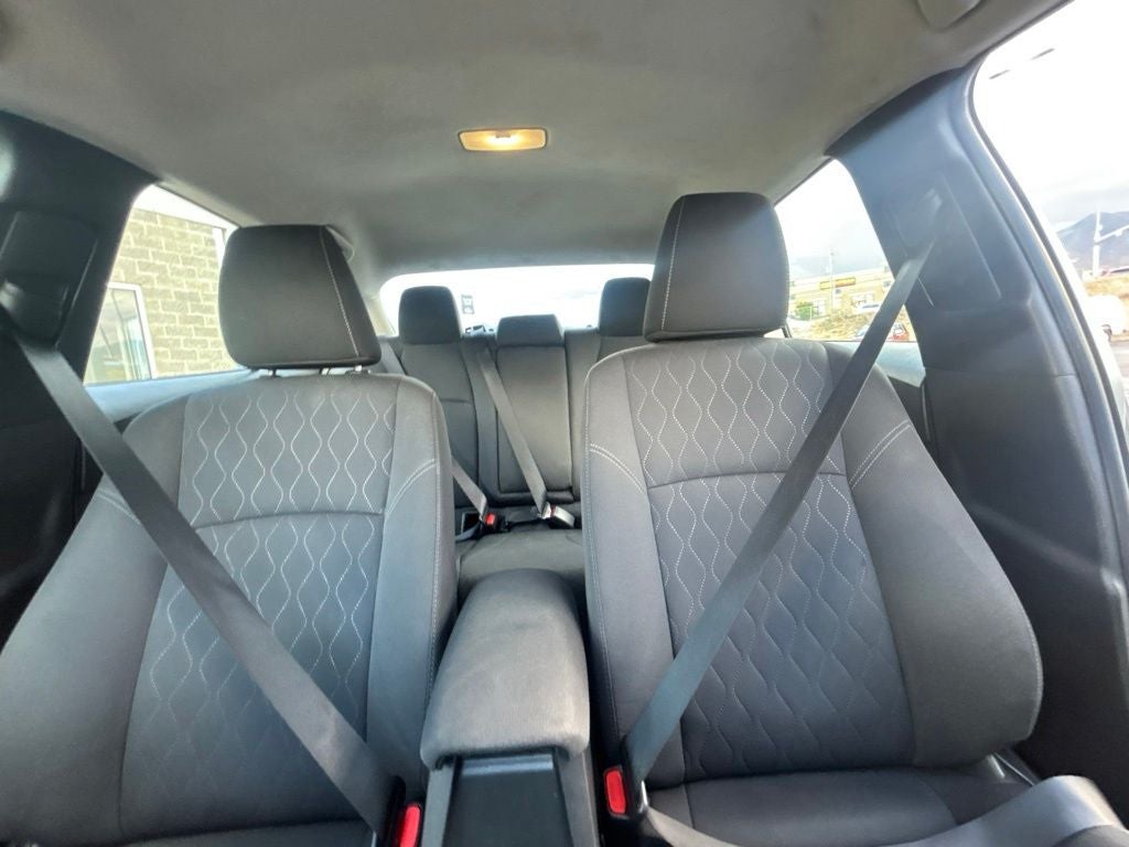 2024 Toyota Corolla LE - Photo 16
