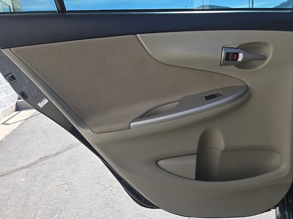 2013 Toyota Corolla LE