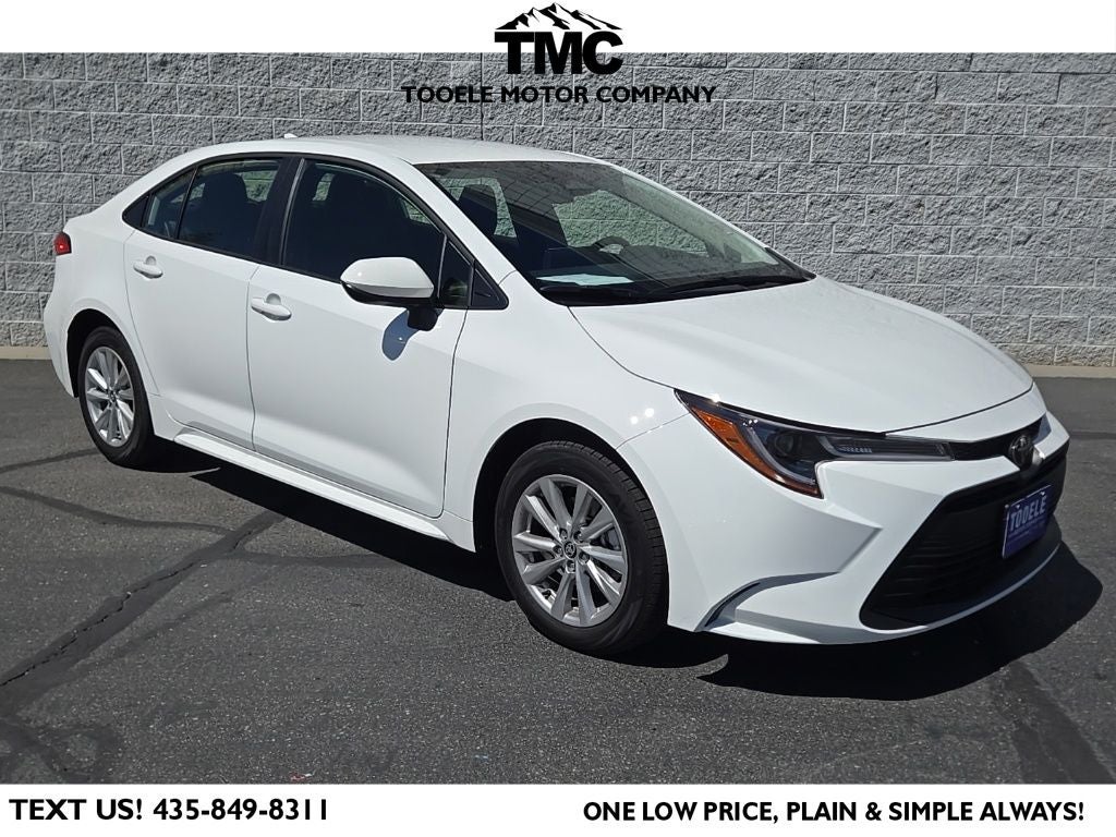 2026 Toyota Corolla LE CVT's photo