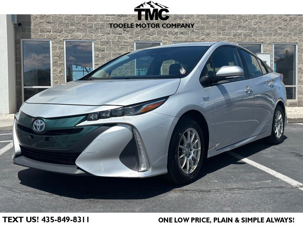 2018 Toyota Prius Prime Premium's photo