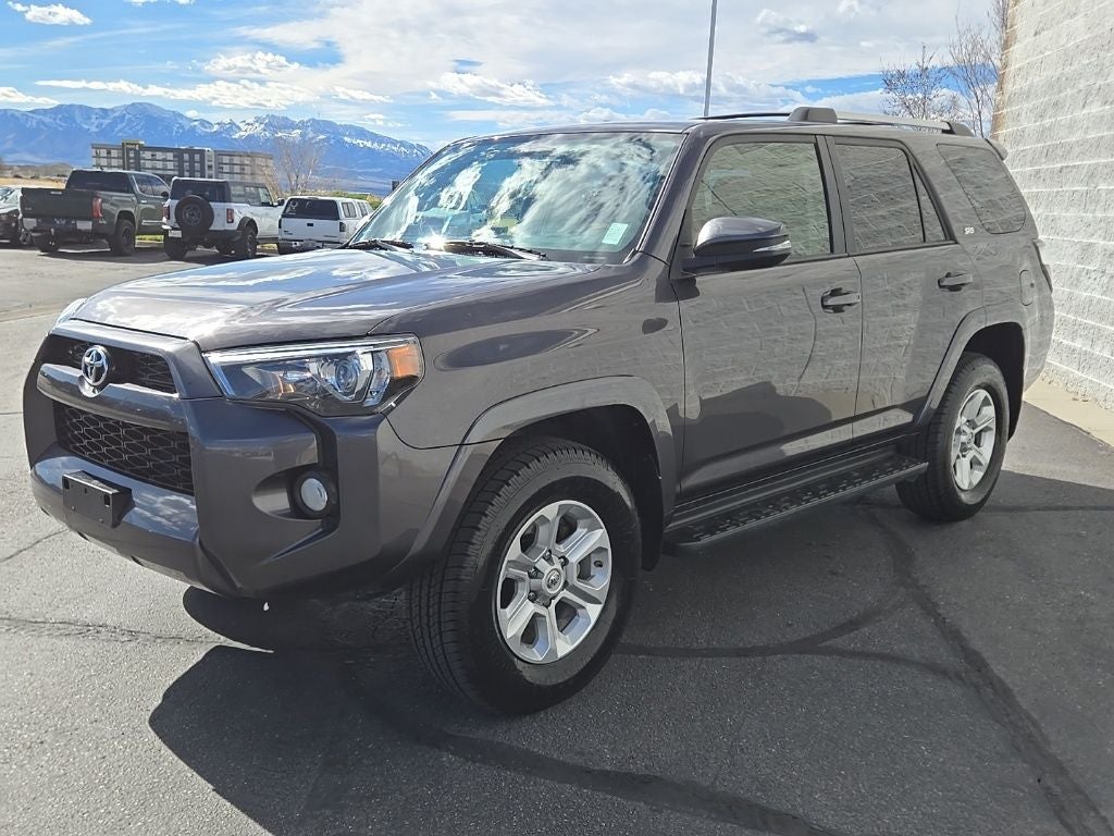 2019 Toyota 4Runner SR5 Premium + Heated Front Seats