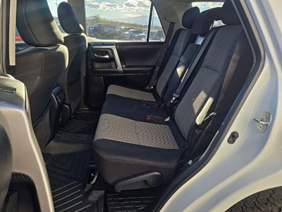 2022 Toyota 4Runner SR5 w/ Third Row Seat