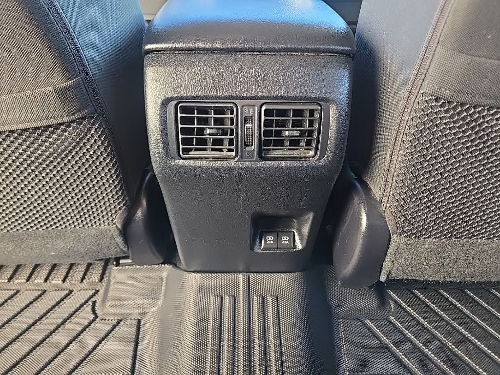 2022 Toyota 4Runner SR5 w/ Third Row Seat