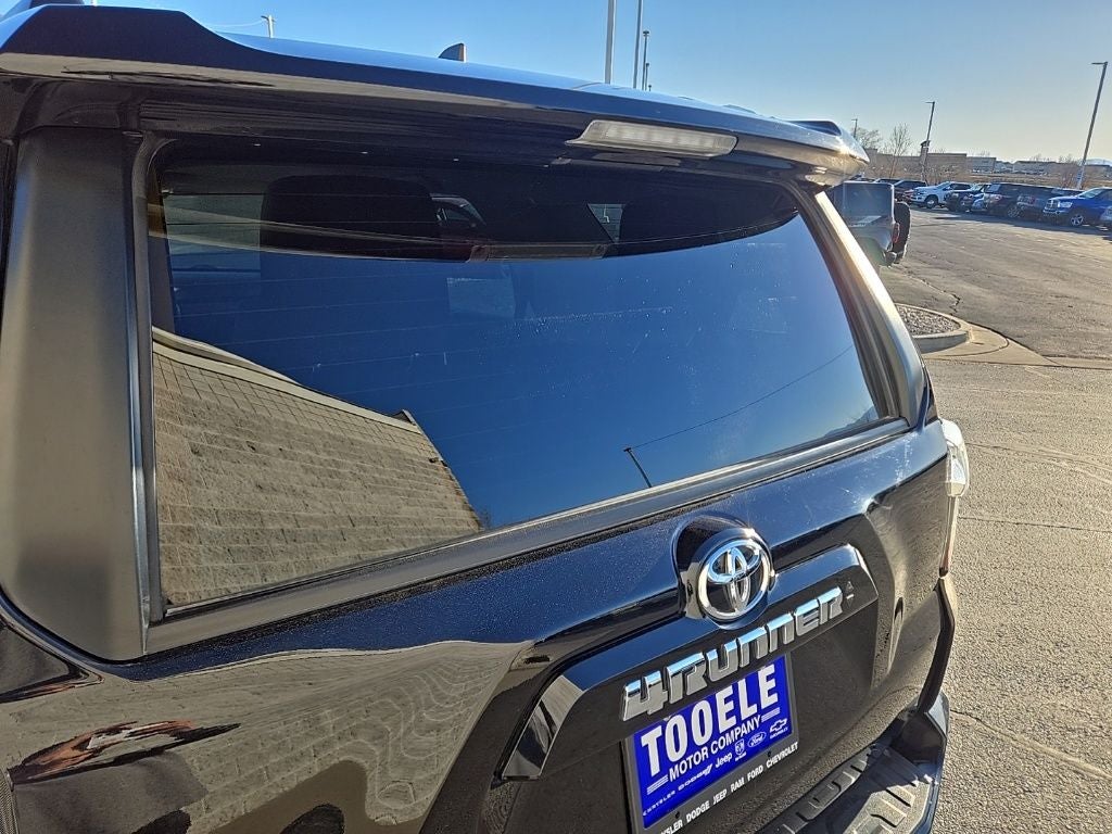 2024 Toyota 4Runner SR5 + Keyless Entry