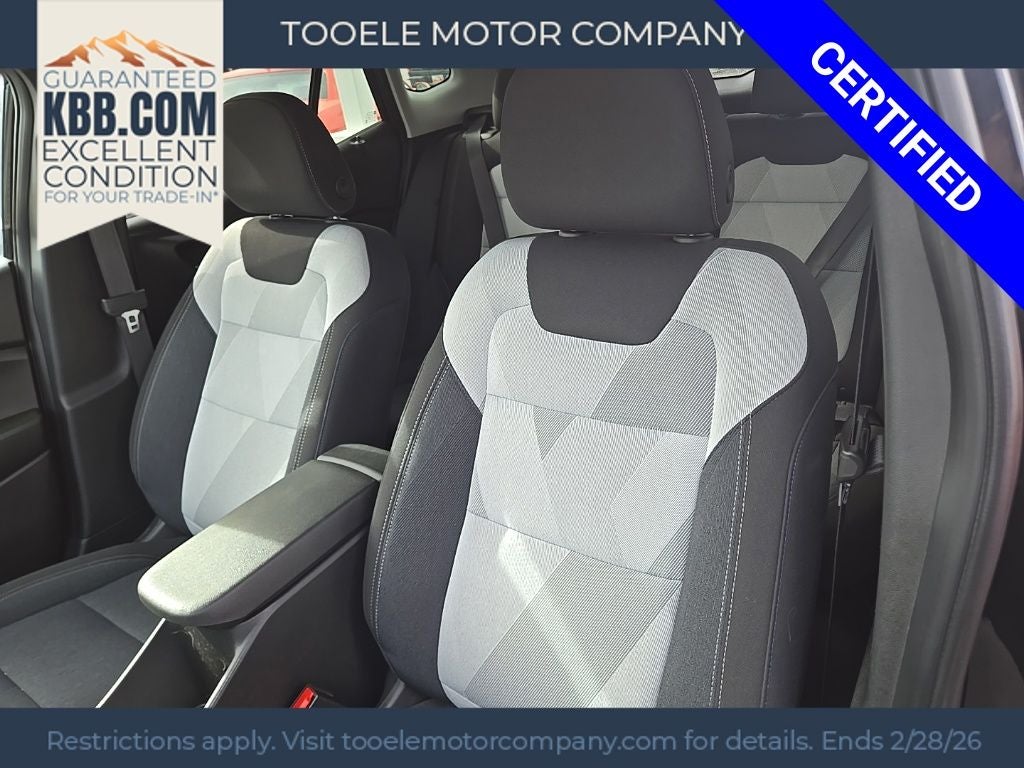 2025 Chevrolet Trax LS + Lane Keep Assist w\ Lane Departure Warning