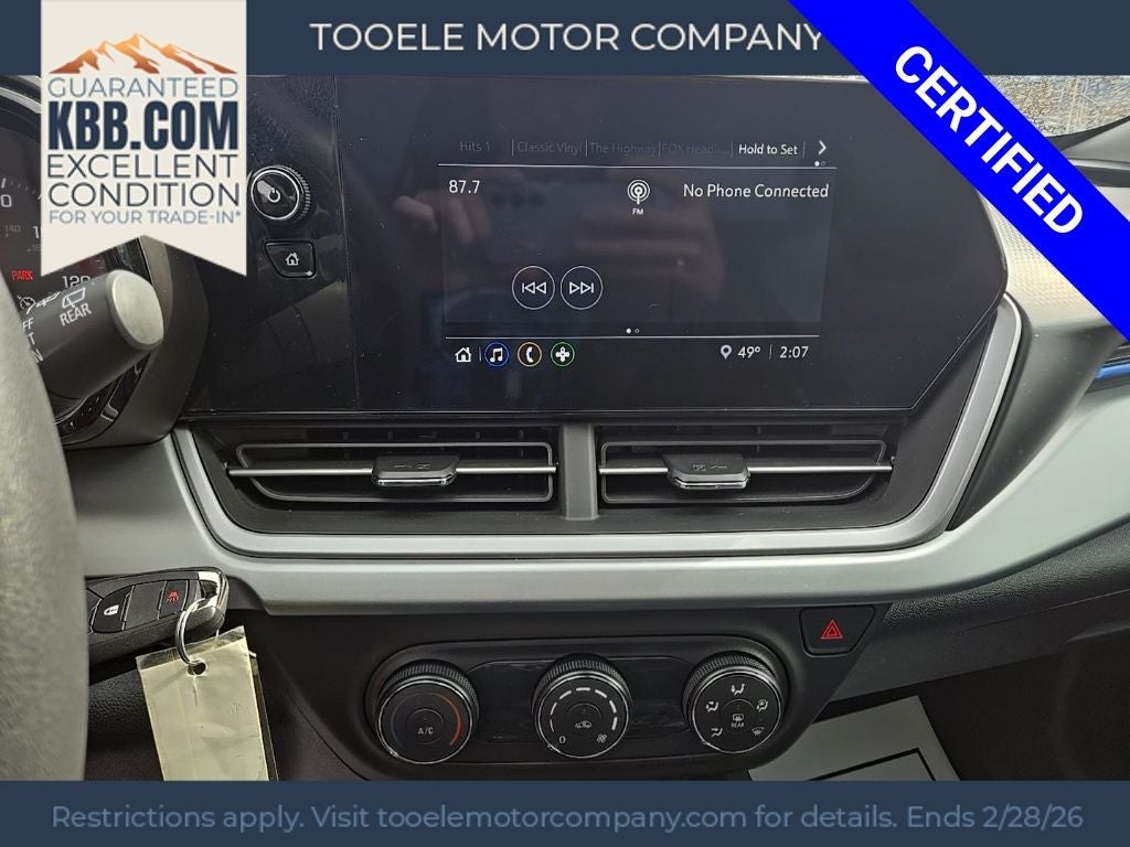 2025 Chevrolet Trax LS + Lane Keep Assist w\ Lane Departure Warning