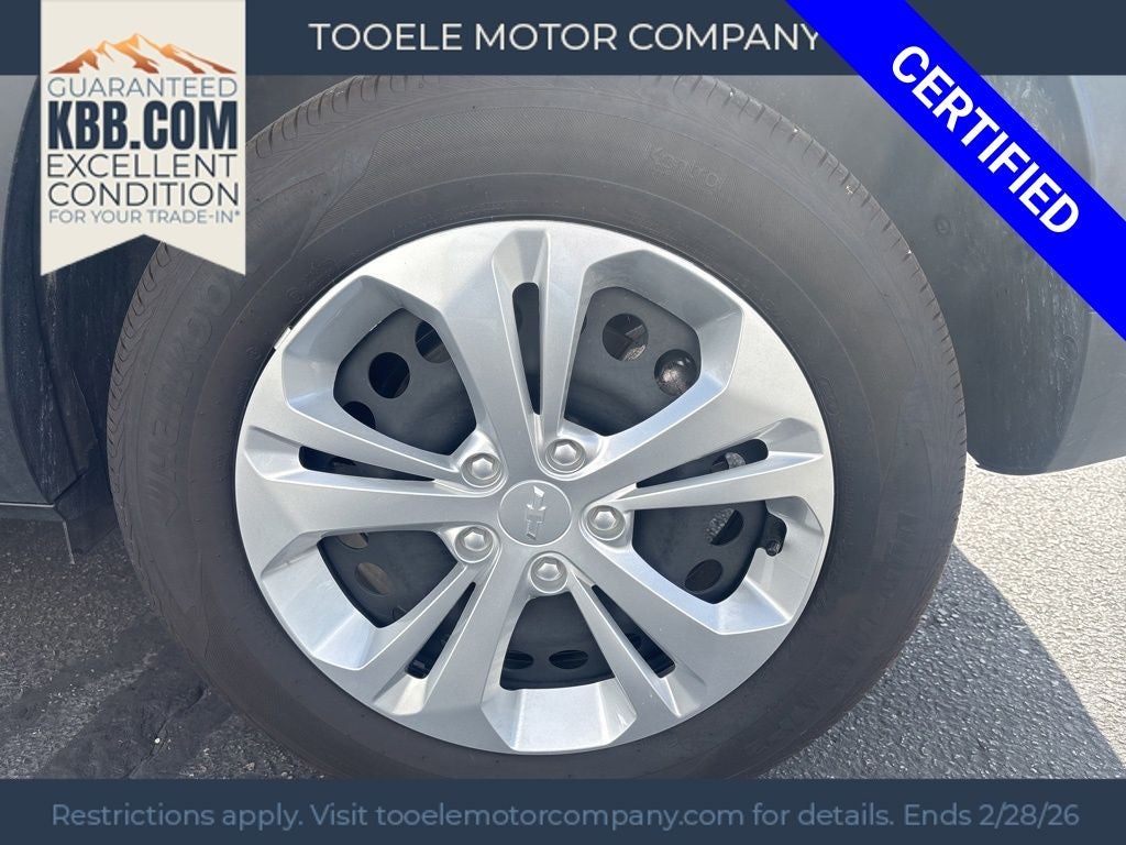 2025 Chevrolet Trax LS + Lane Keep Assist w\ Lane Departure Warning