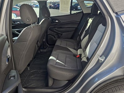 2025 Chevrolet Trax LS + Lane Keep Assist