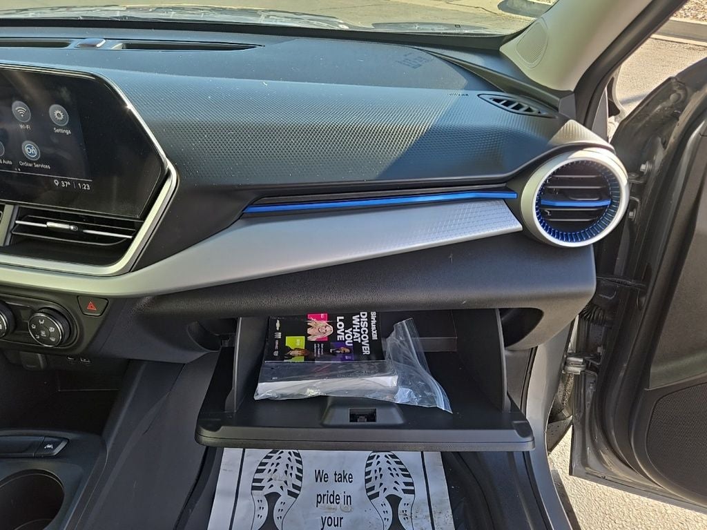 2025 Chevrolet Trax LS + Lane Keep Assist