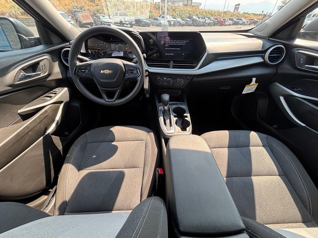 2025 Chevrolet Trax LS