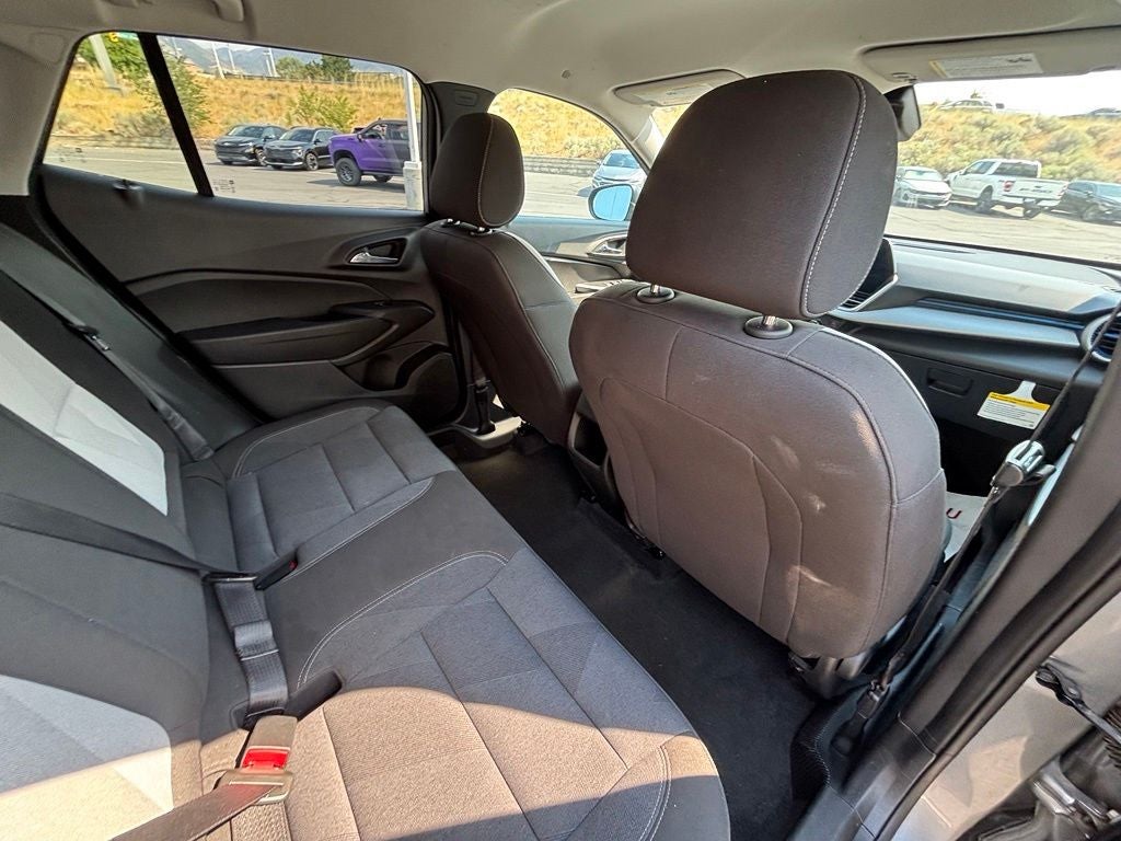 2025 Chevrolet Trax LS